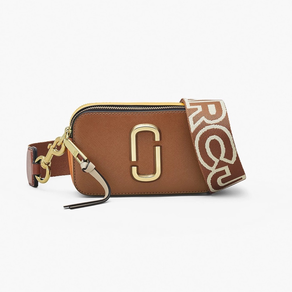 Marc Jacob’s Snapshot in Argan Oil Multi. Brand new with tags!